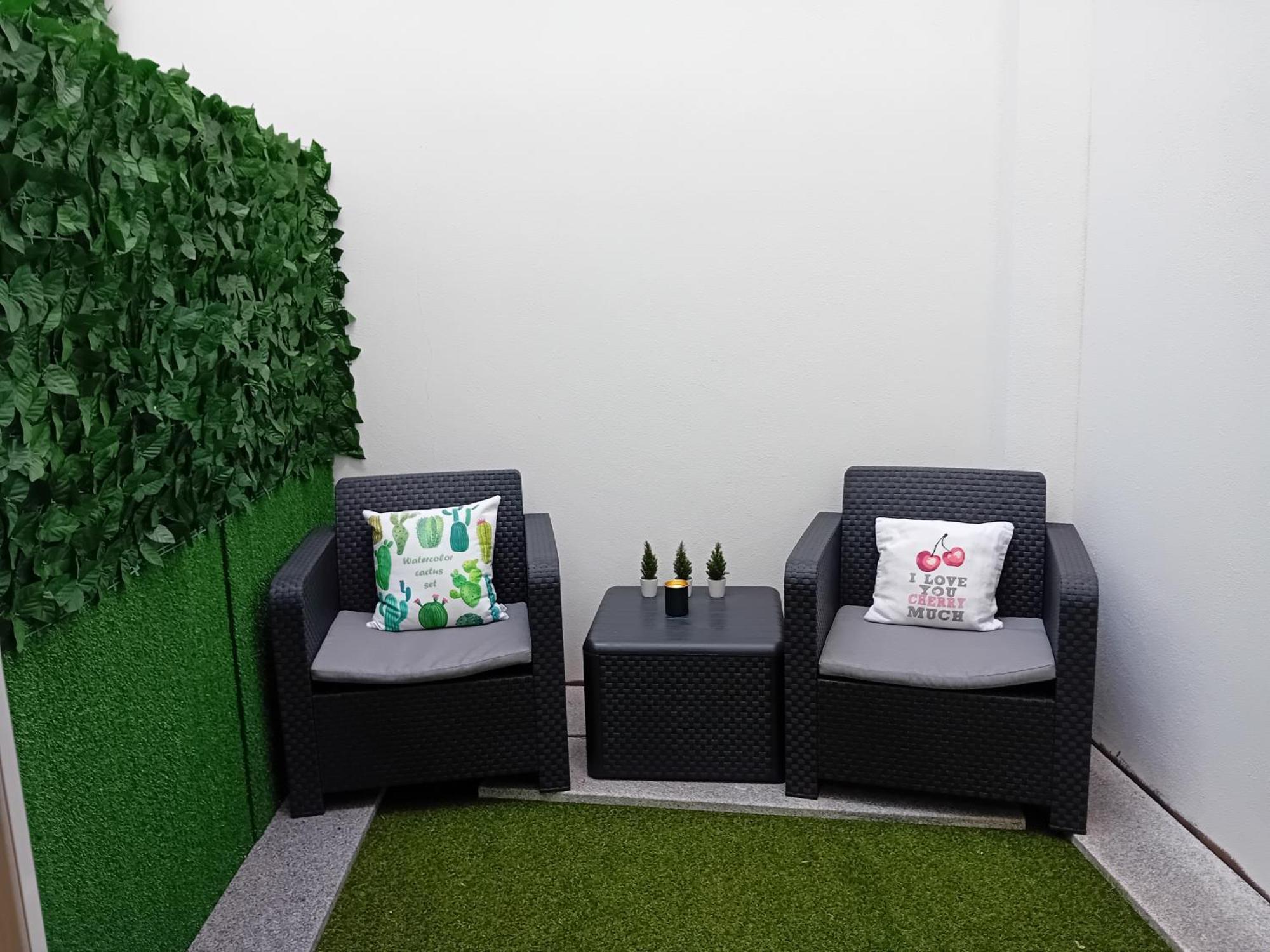 Garden House Apartment *